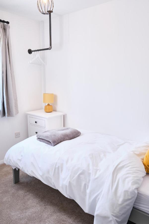 Appartamento Parkway House - Modern With Great Transport Links Bristol Esterno foto