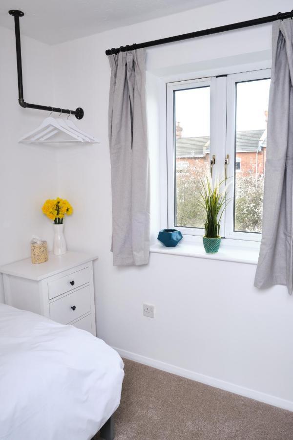 Appartamento Parkway House - Modern With Great Transport Links Bristol Esterno foto